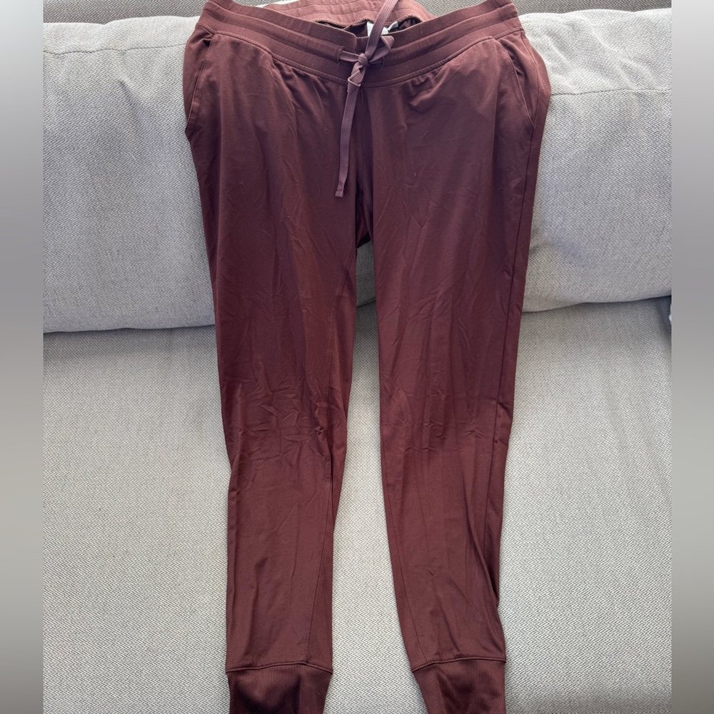 Gap Maternity Joggers in Mulberry Wine color